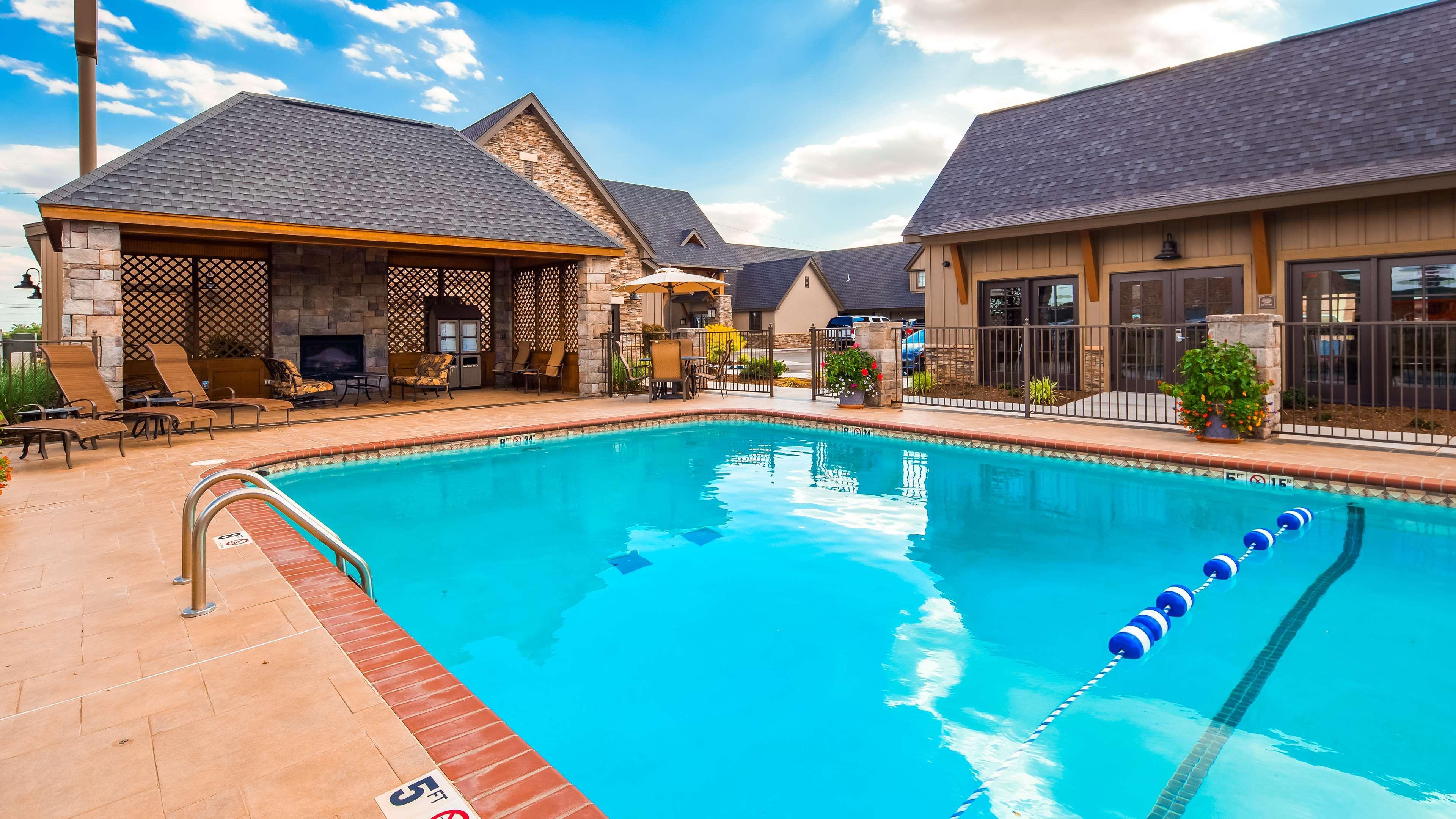 Best Western Plus Weatherford Экстерьер фото